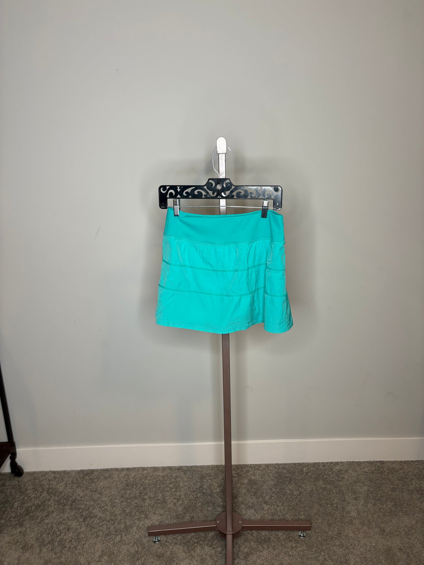 teal sports shorts
