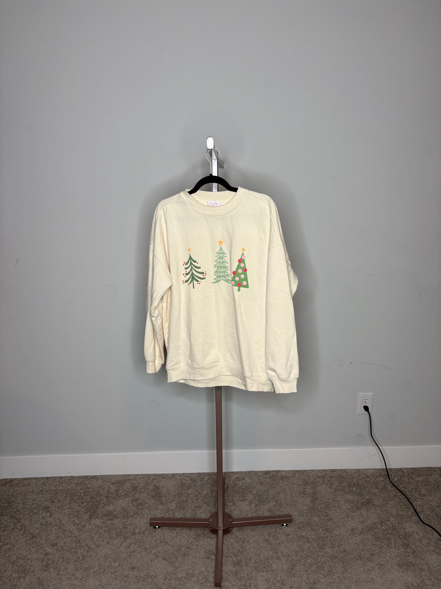 white christmas tree crewneck