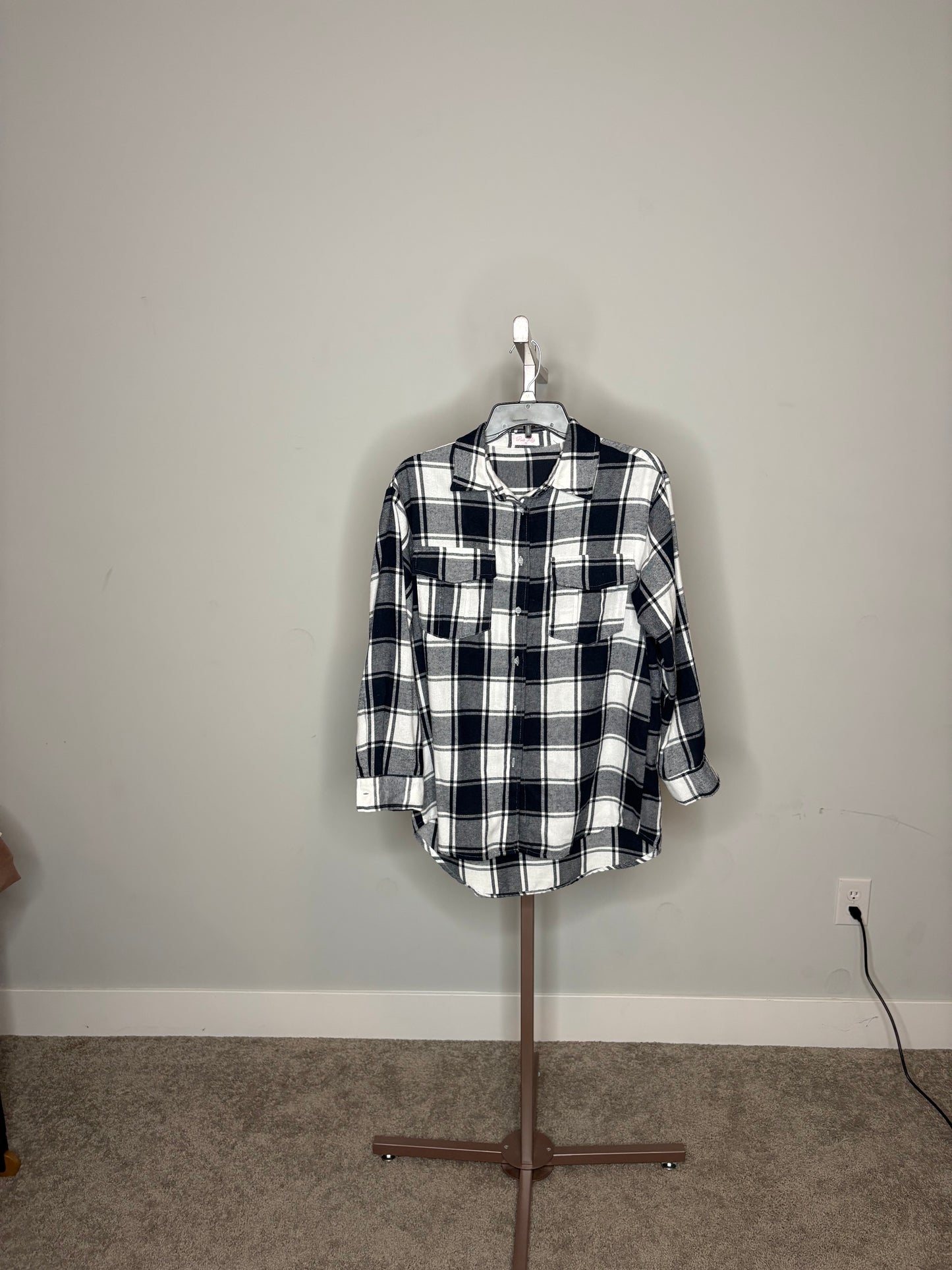 black and white plaid flannel button up