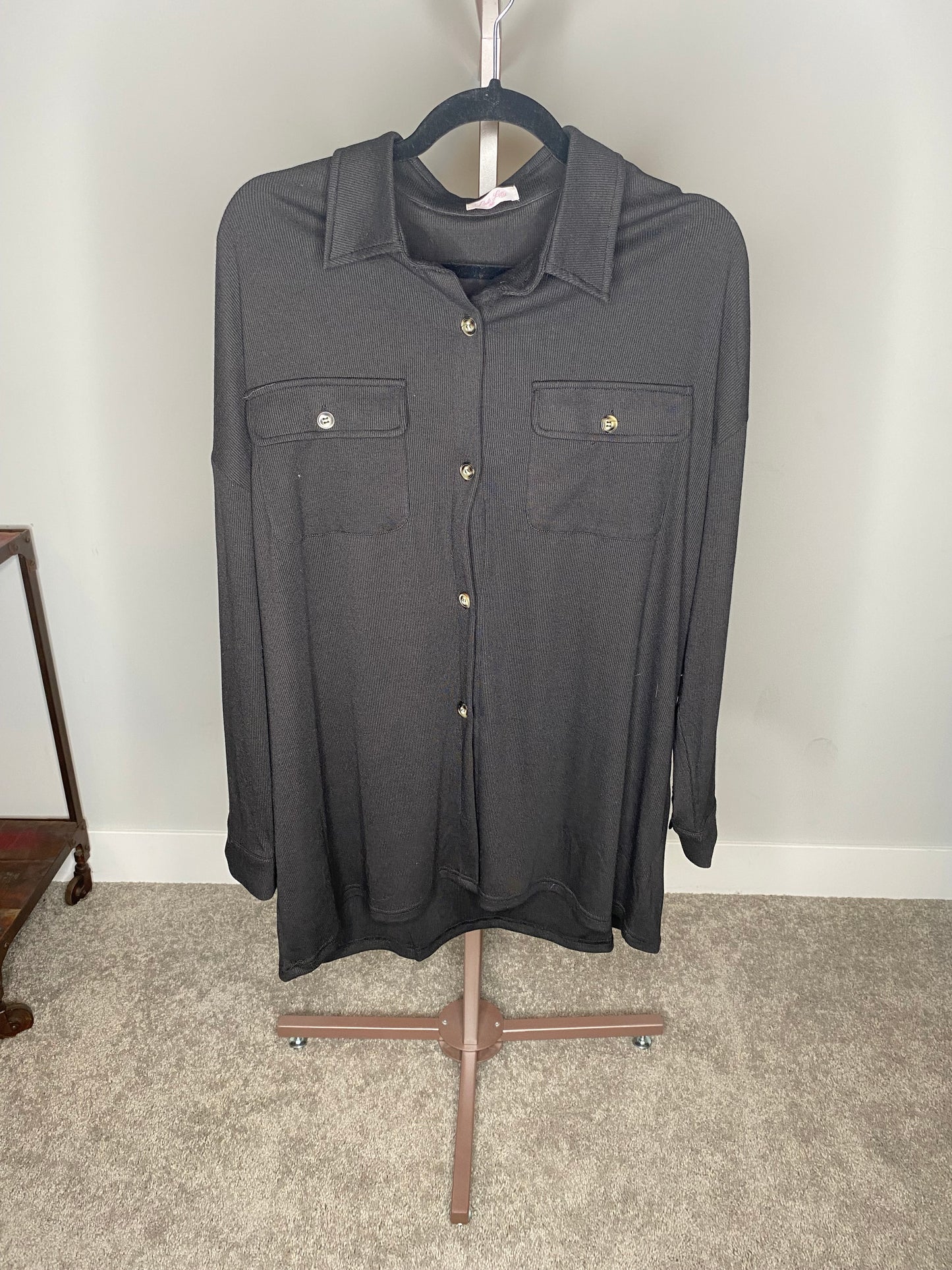 Black Collard Button Up Long Sleeve Top