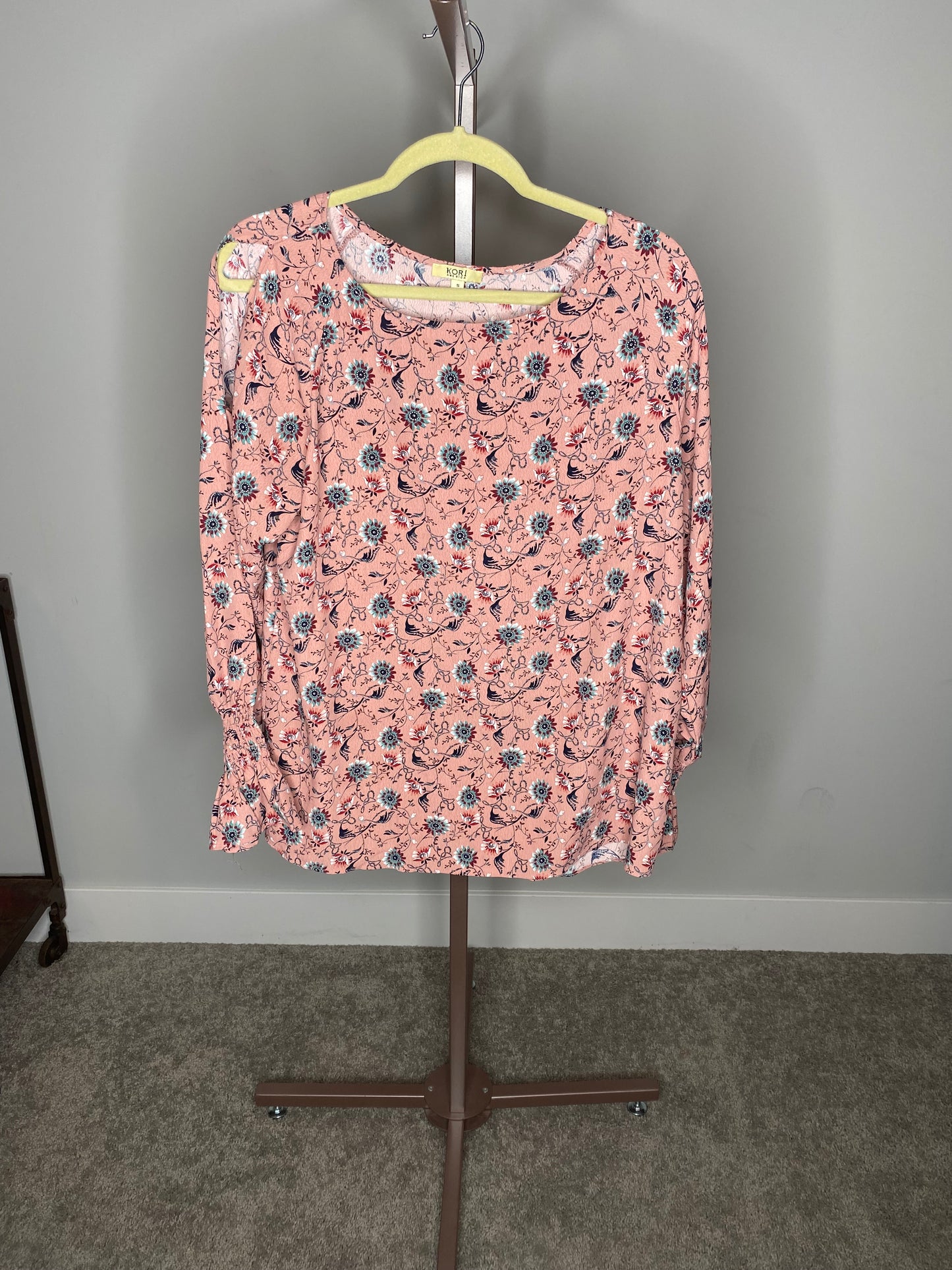 Pink Floral Long Sleeve Shoulder Cut Out Top