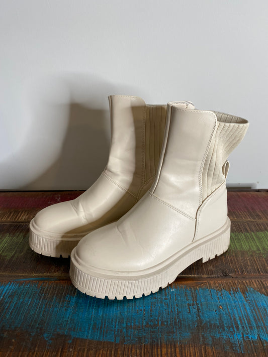 Creme High Boots