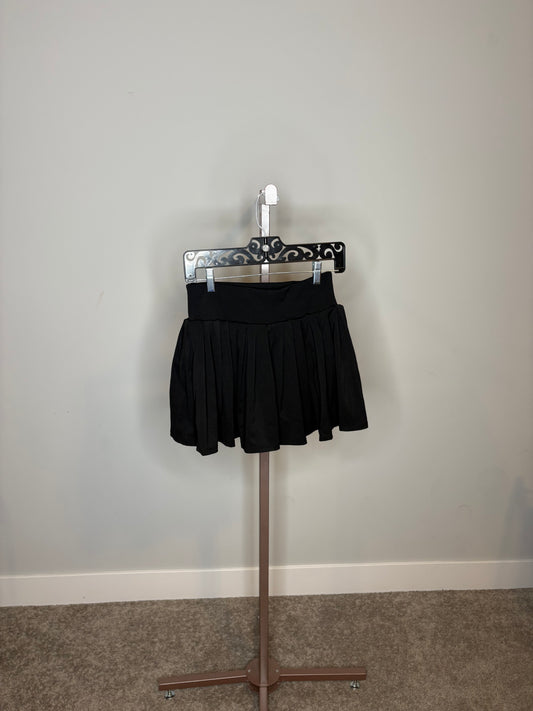 black sports skort