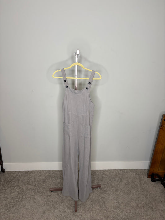 Grey sleeveless jumpsuit