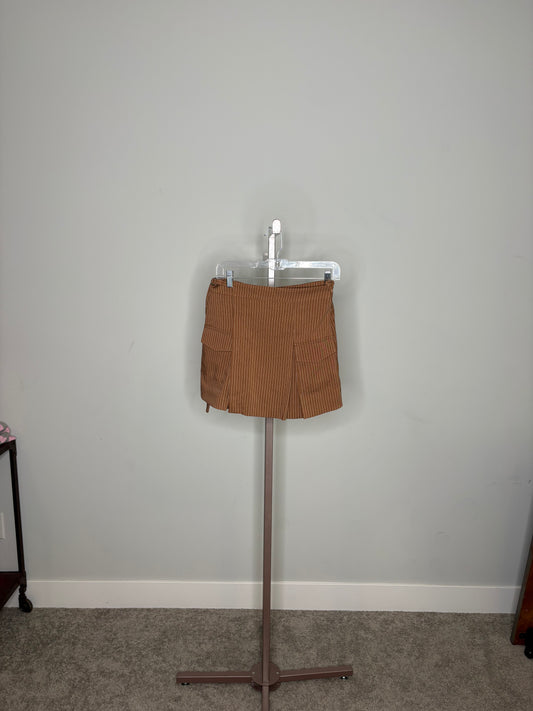 brown mini skirt