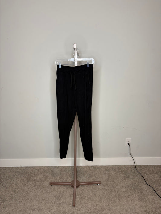 black COZY EARTH joggers