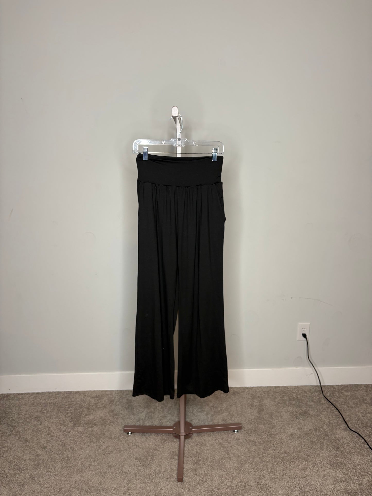 black flared yoga pants